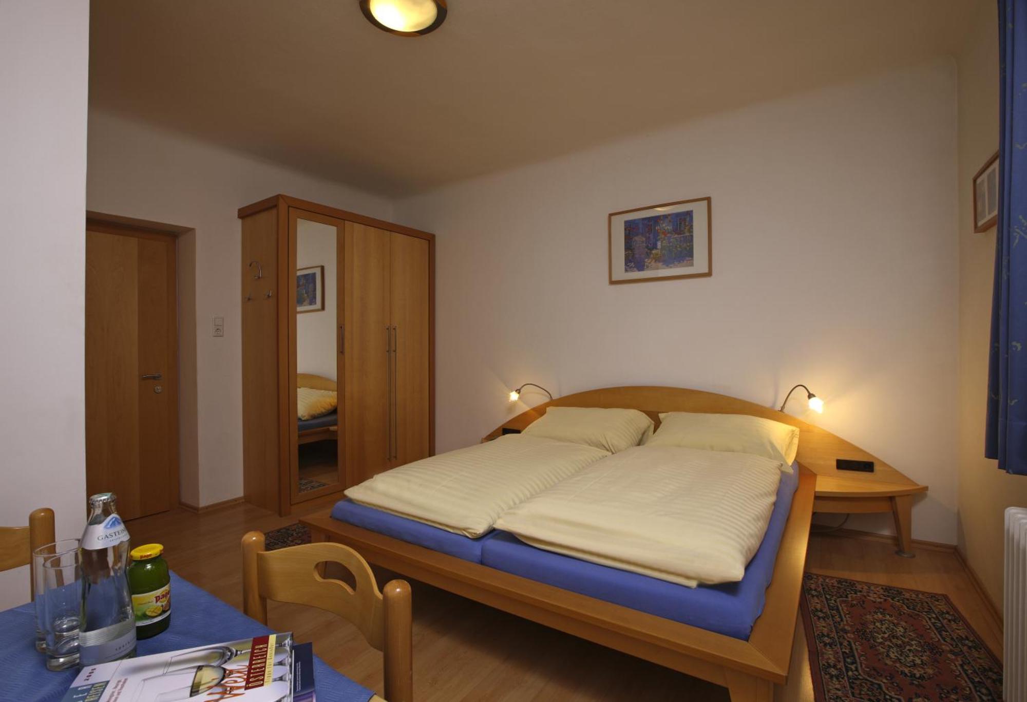Pottsching Gasthof Zur Grenze חדר תמונה