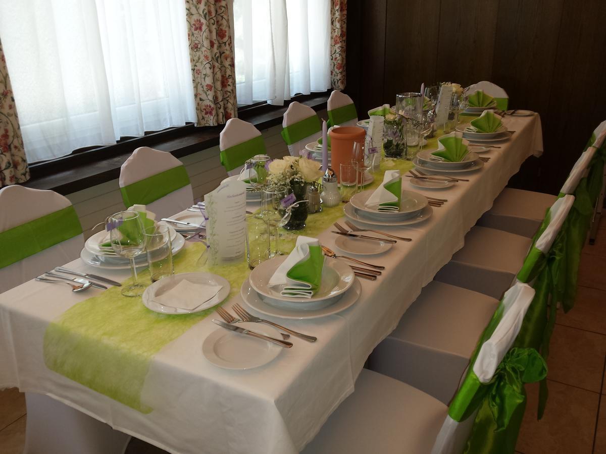 Pottsching Gasthof Zur Grenze מראה חיצוני תמונה